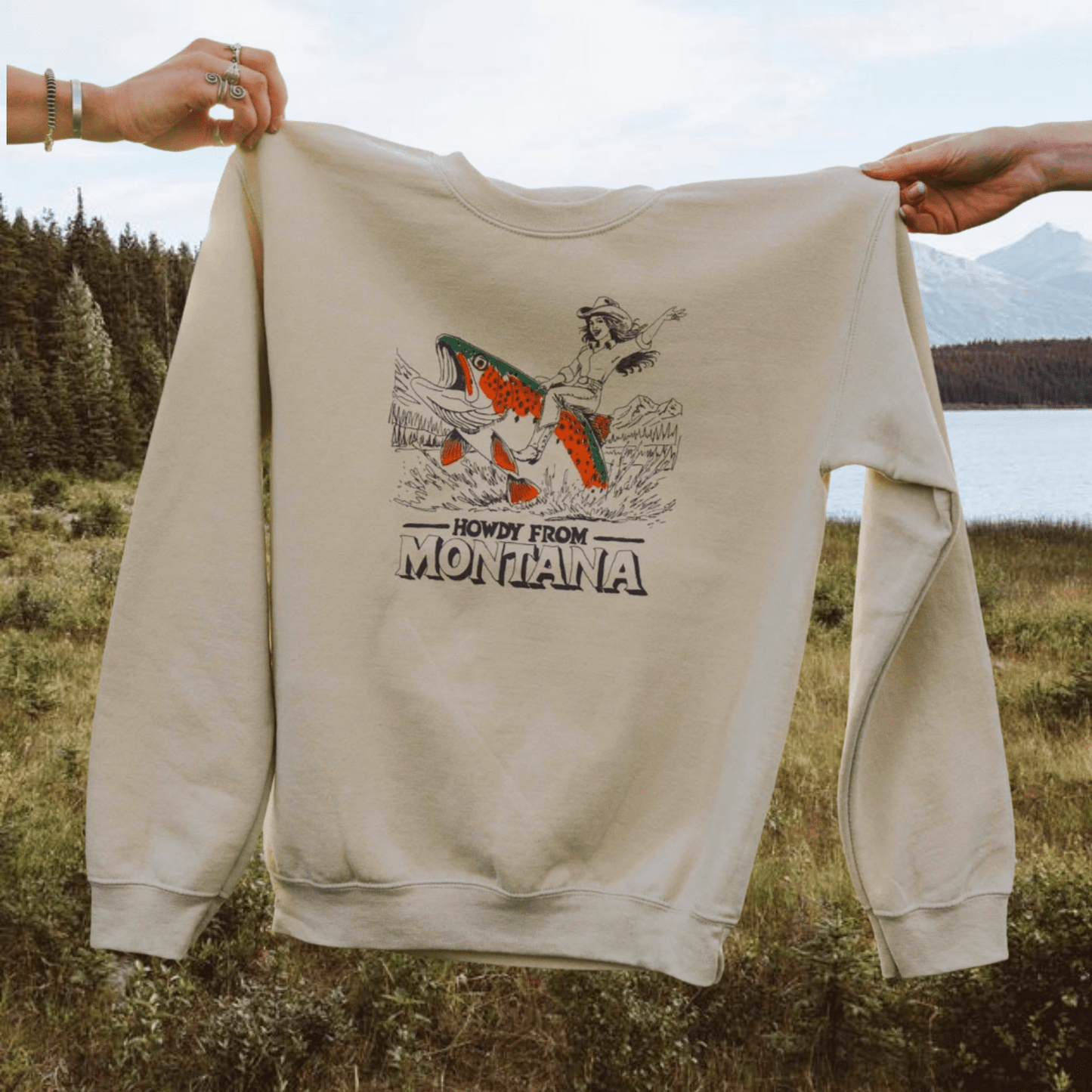 "Howdy From Montana" Pullover