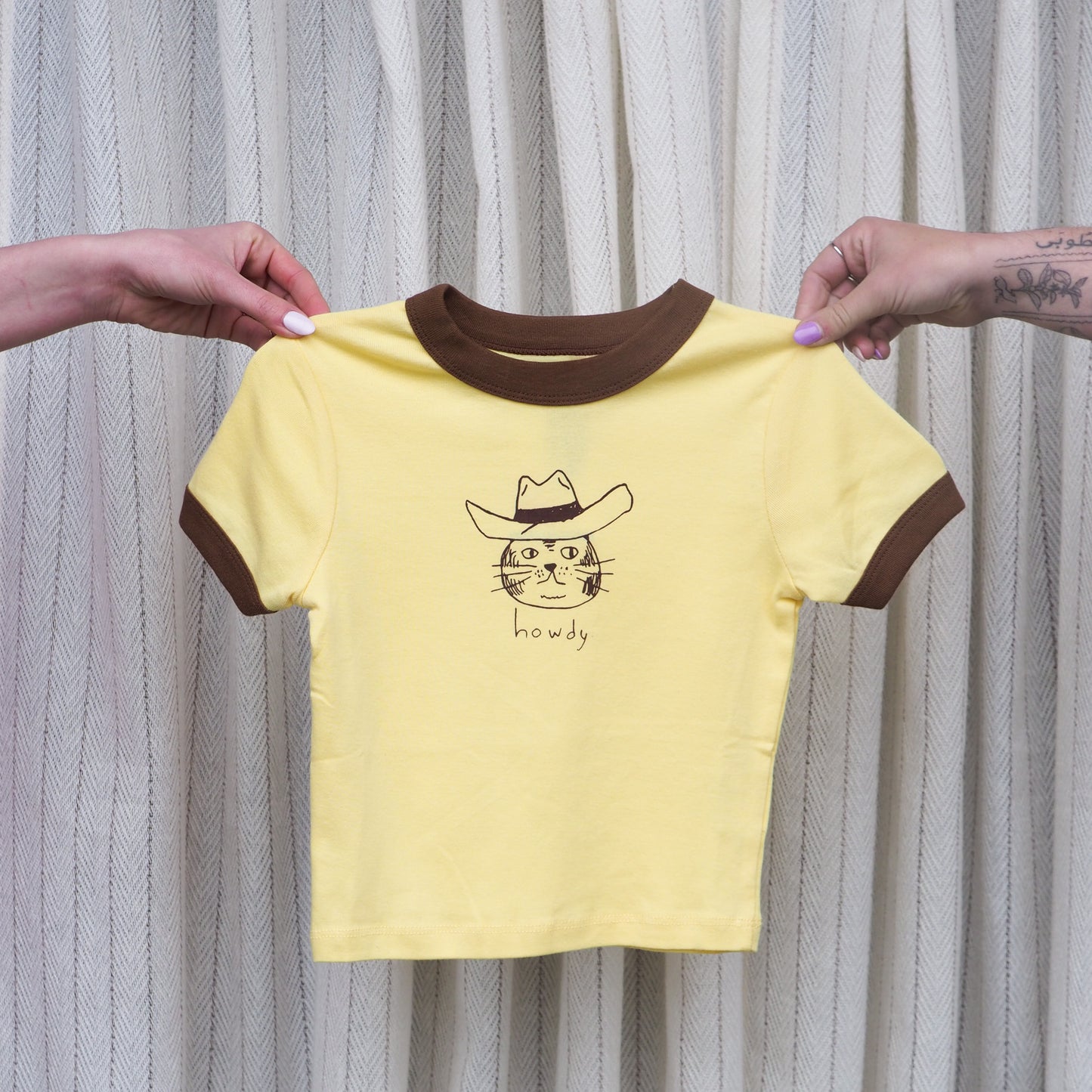 "Howdy Cat" Two Tone Crop Tee - Intrigue Ink Visit Bozeman, Unique Shopping Boutique in Montana, Work from Home Clothes for Women