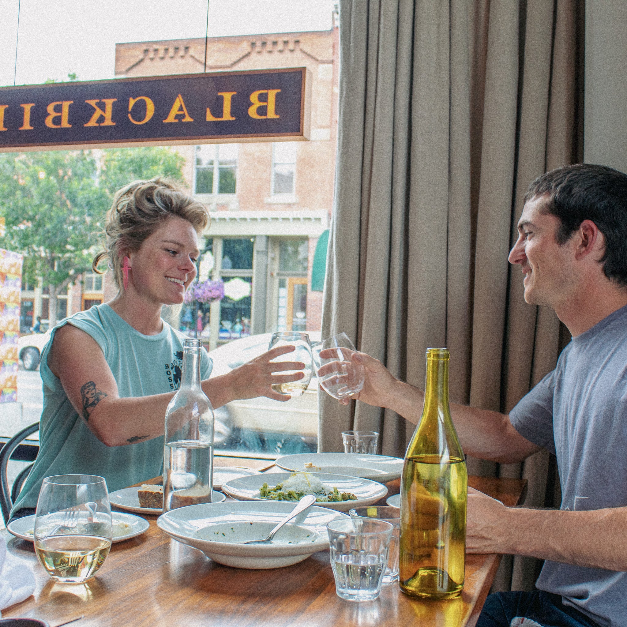 Where Do Locals Dinner in Bozeman? - Intrigue Ink