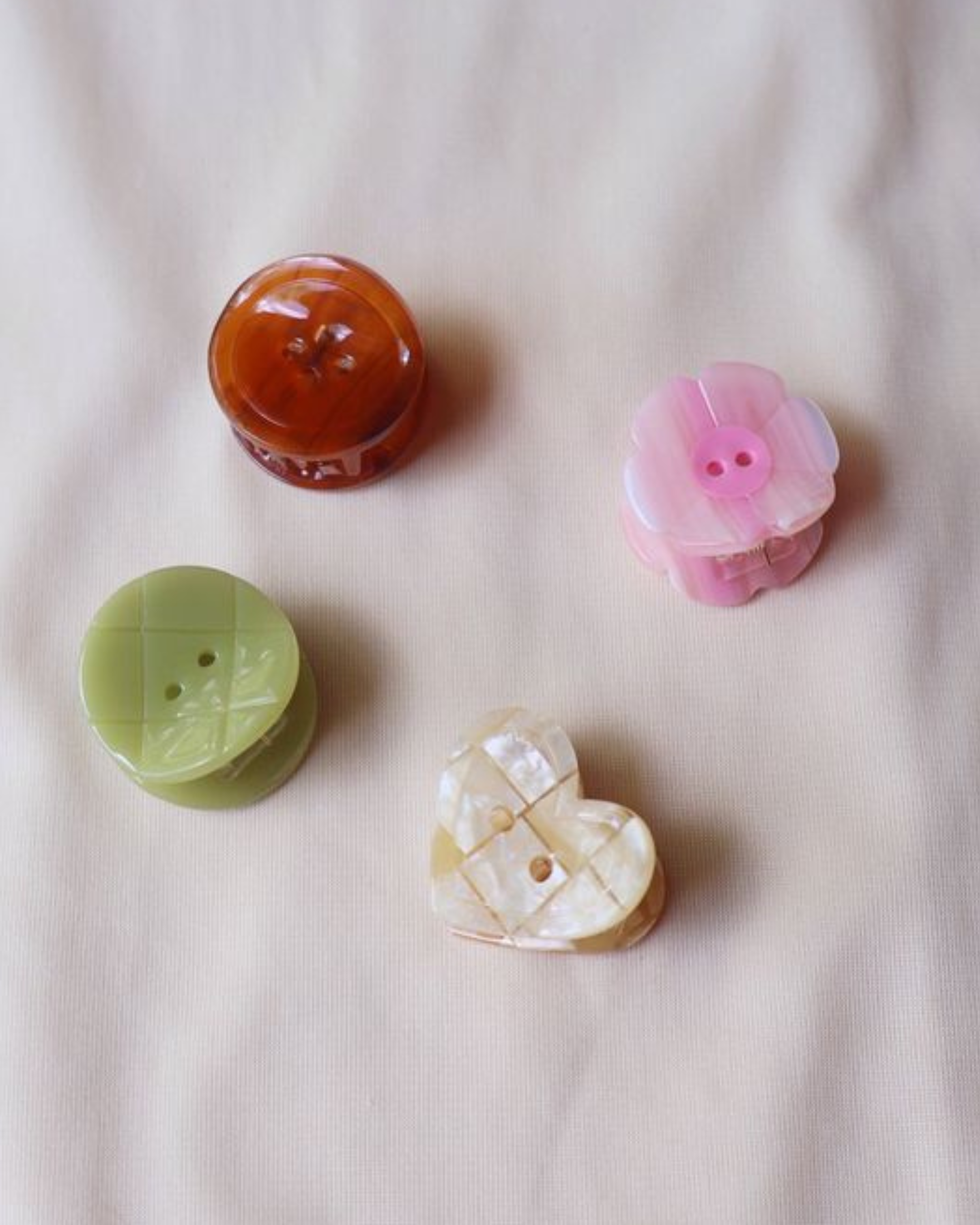 Button Mini Claw Set - Original - Intrigue Ink Visit Bozeman, Unique Shopping Boutique in Montana, Work from Home Clothes for Women